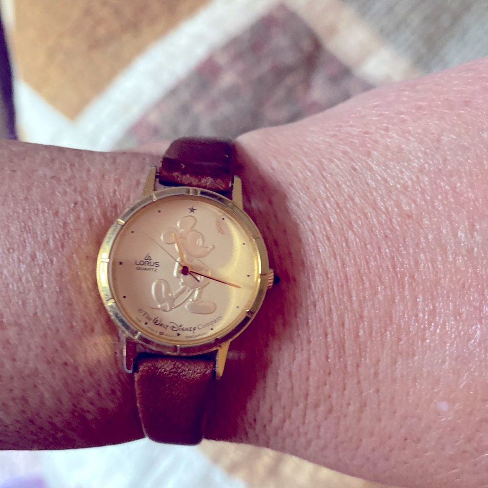 Vintage Lorus Gold Tone Mickey Mouse Watch
